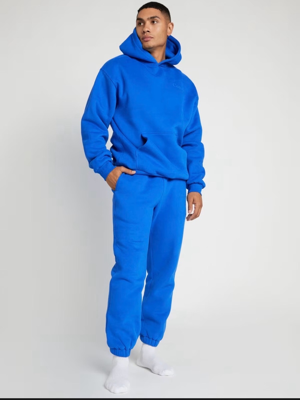 Comfrt Cobalt Blue Minimalist hoodie - M